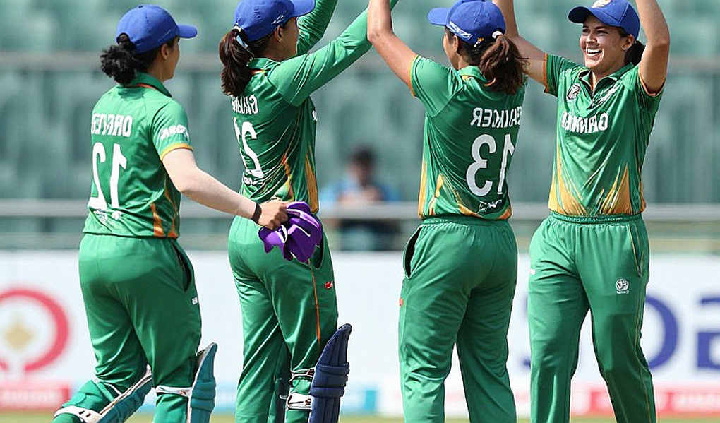 WBBL|12: जंक्शन ओवल की नई लाइटें, सात से चार हुए न्यूट्रल मैच और 38 दिन में 43 मैच की रस्साकशी